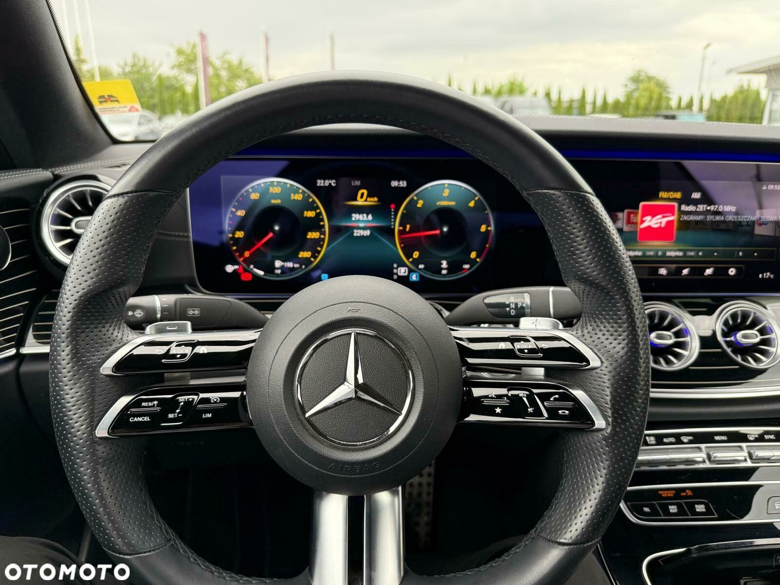 Mercedes-Benz Klasa E 220 d Coupe 4-Matic AMG - 9