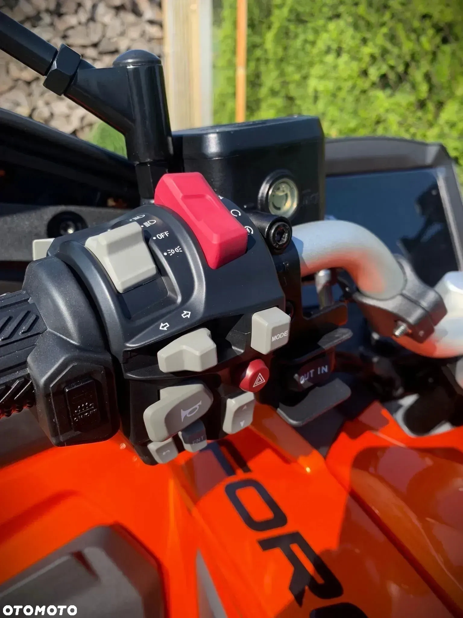 CFMoto CForce - 9