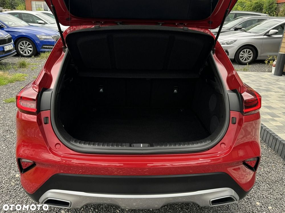 Kia XCeed 1.6 T-GDI Business Line DCT - 17