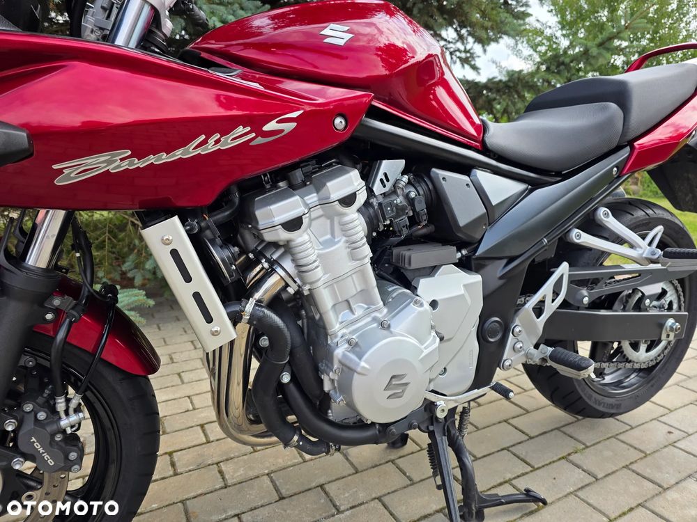 Suzuki Bandit - 20