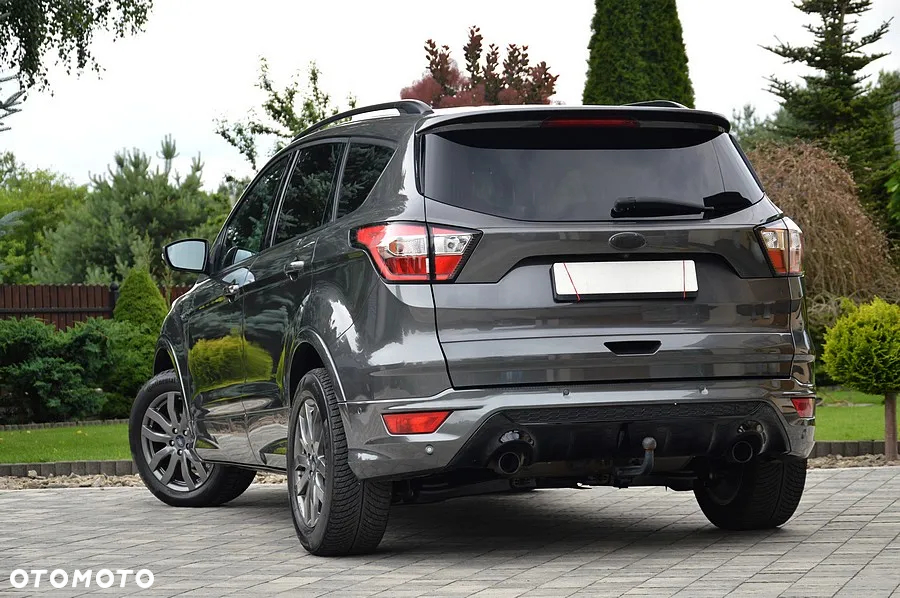 Ford Kuga 1.5 EcoBoost 2x4 ST-Line - 9