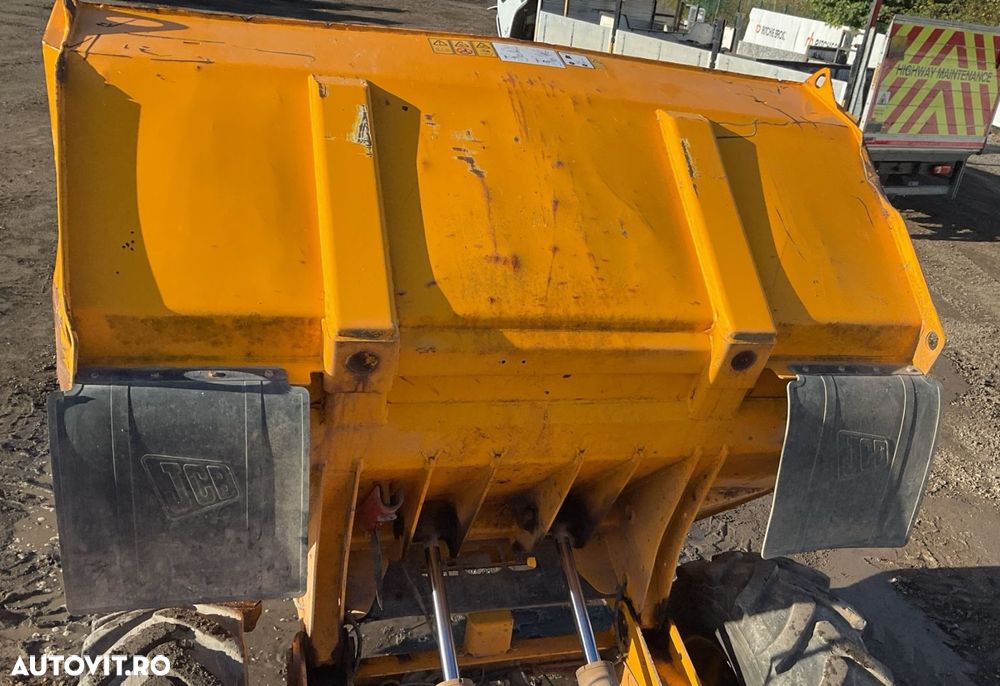 JCB 6FT Dumper - 7