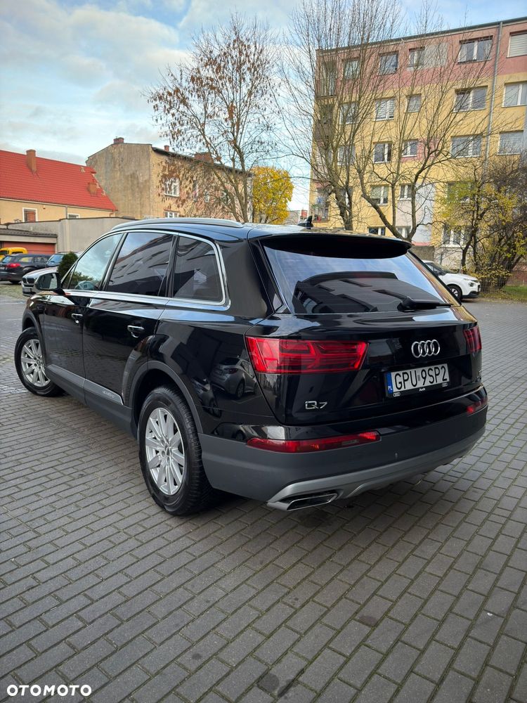Audi Q7 - 11
