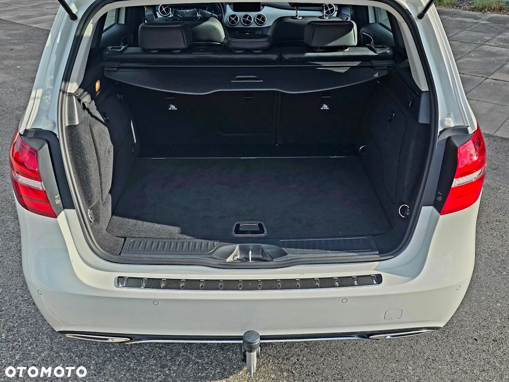 Mercedes-Benz Klasa B 200 UrbanStyle Edition - 15