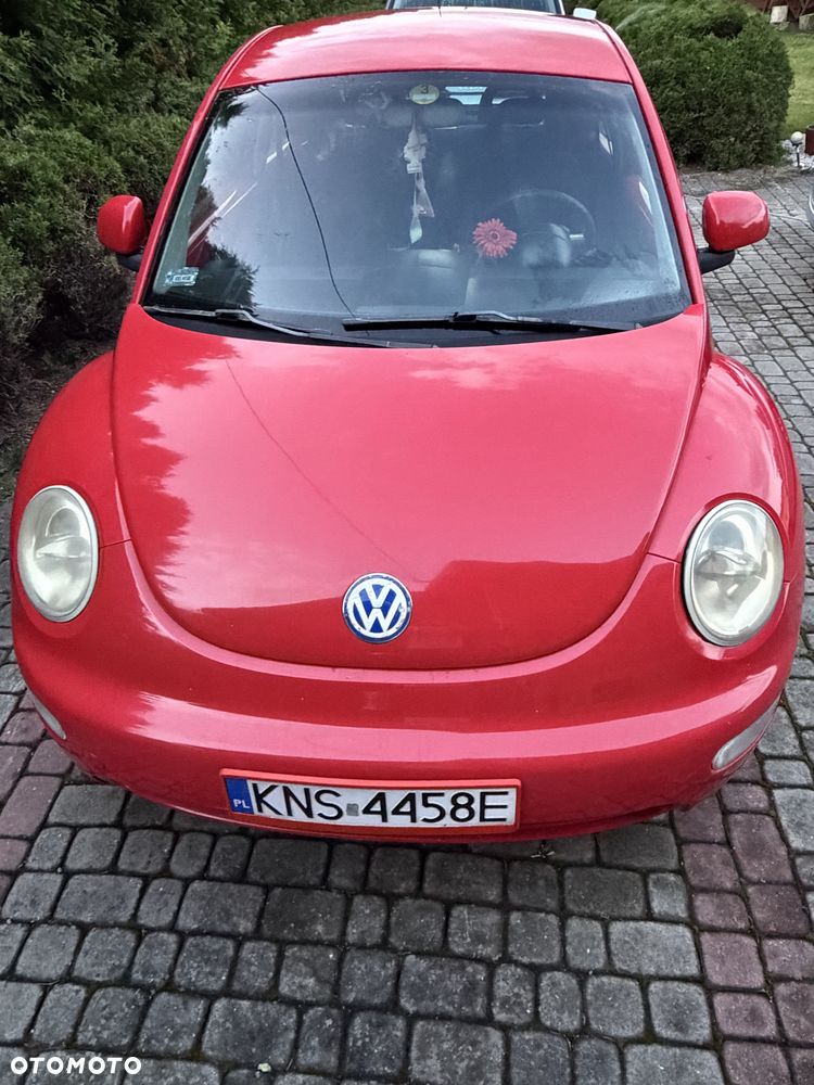 Volkswagen New Beetle - 1