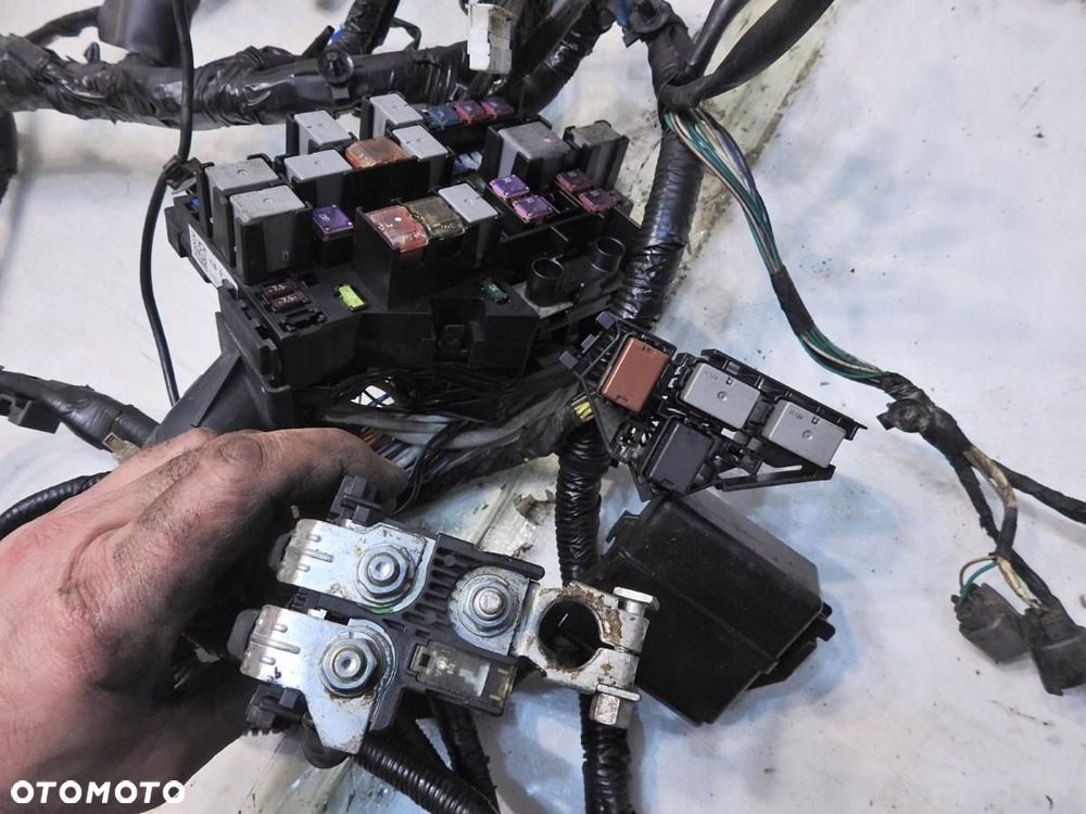 WIĄZKA INSTALACJA KOMORY SILNIKA SUBARU OUTBACK IV 2.0 D 81404AJ830 - 5
