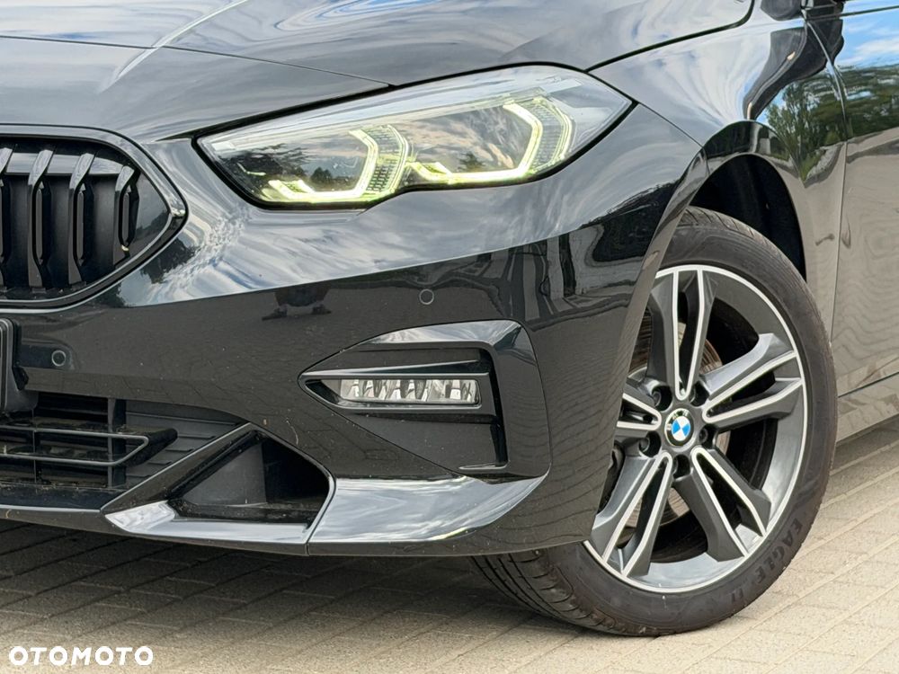 BMW Seria 2 218i Sport Line - 25