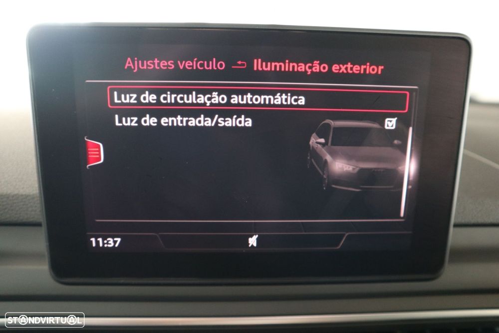 Audi A4 Avant 2.0 TDI S tronic - 21