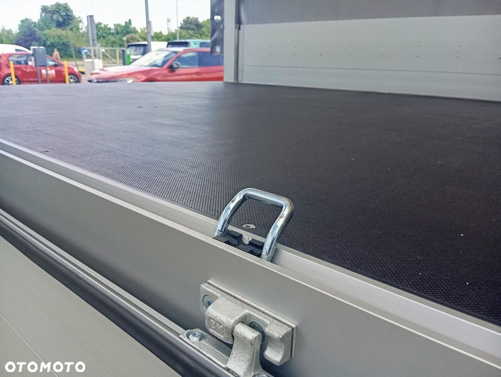 Volkswagen Crafter - 10