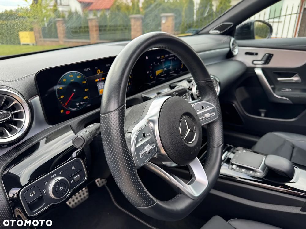 Mercedes-Benz CLA 250 4-Matic Edition 1 7G-DCT - 29