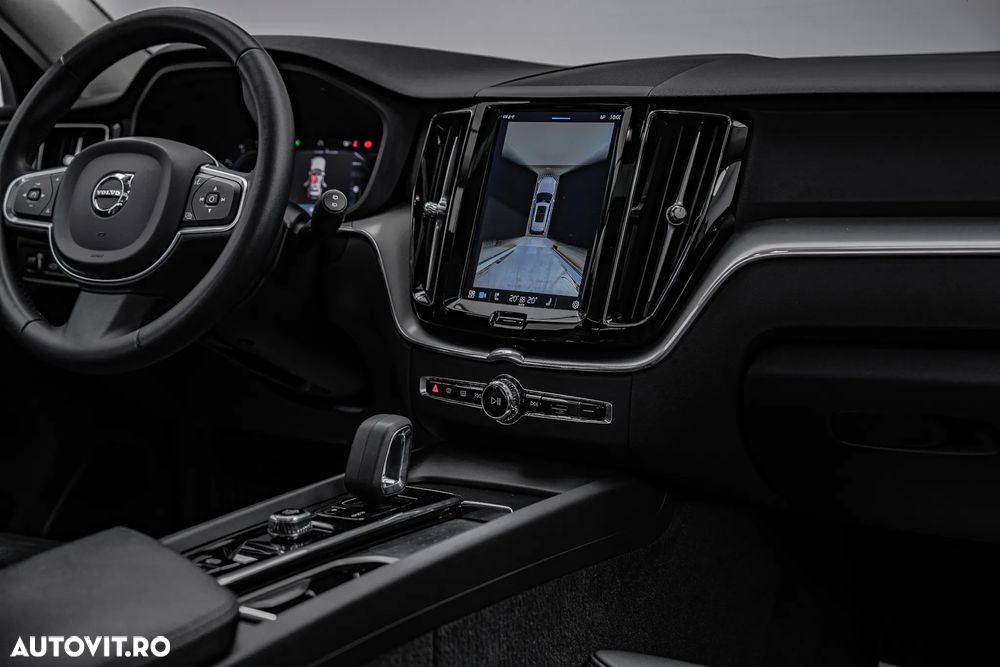 Volvo XC 60 T8 AWD Recharge Plus Bright - 33