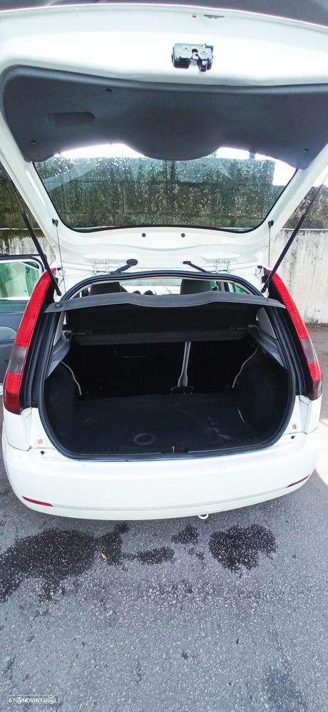 Ford Fiesta 1.4 Ghia - 5