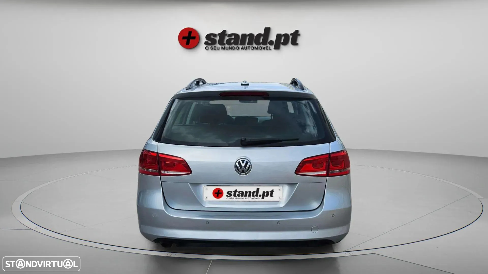 VW Passat Variant 1.6 TDI BlueMotion Highline - 6