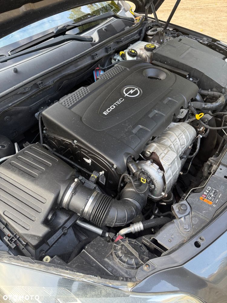 Opel Insignia - 29