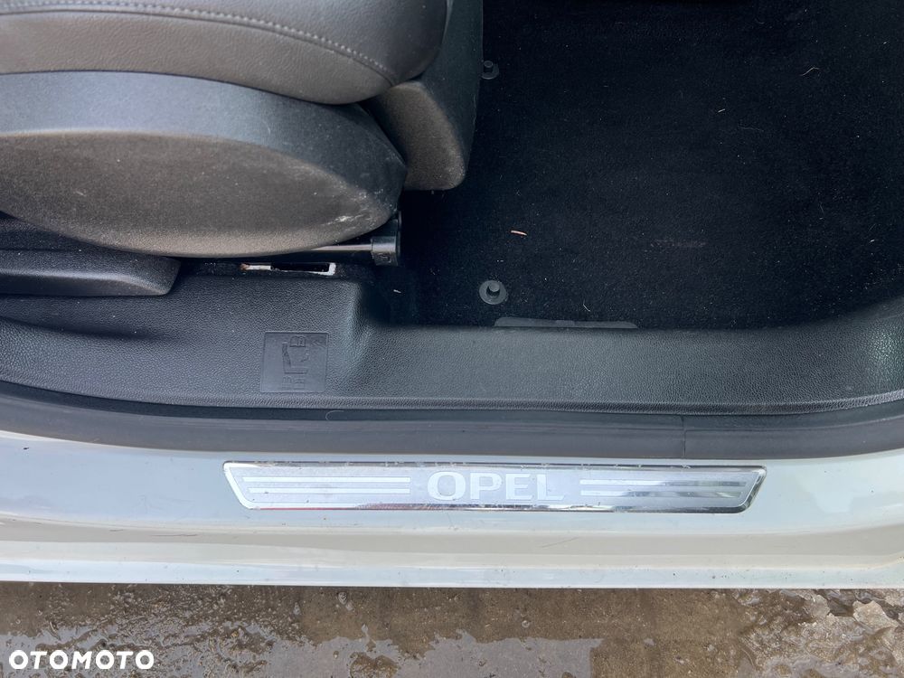 Opel Meriva 1.7 CDTI Cosmo - 36