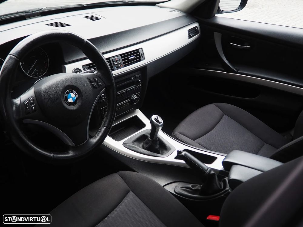 BMW 316 d - 18