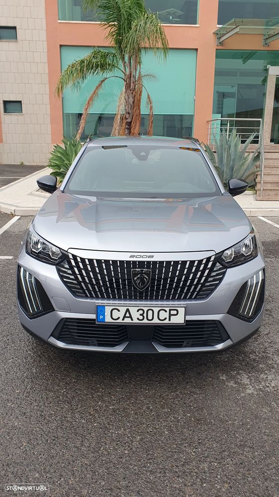 Peugeot 2008 Hybrid 145 e-DSC Allure - 44