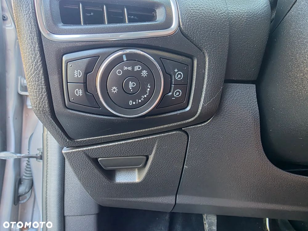 Ford Focus 1.0 EcoBoost Titanium ASS - 12