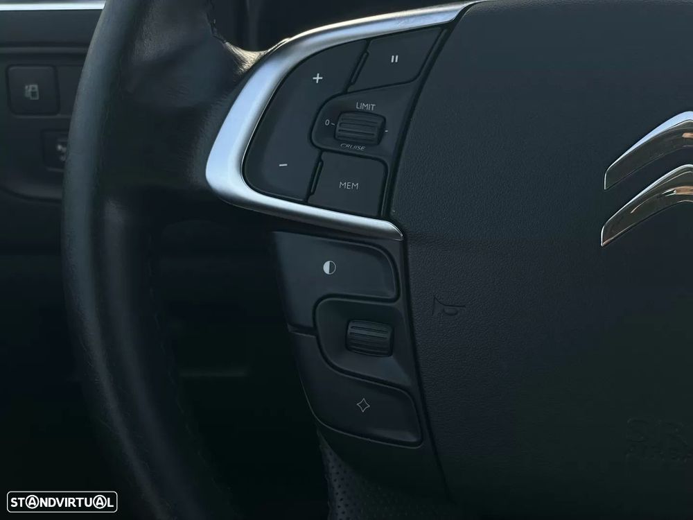 Citroën C4 1.6 HDi Seduction - 19