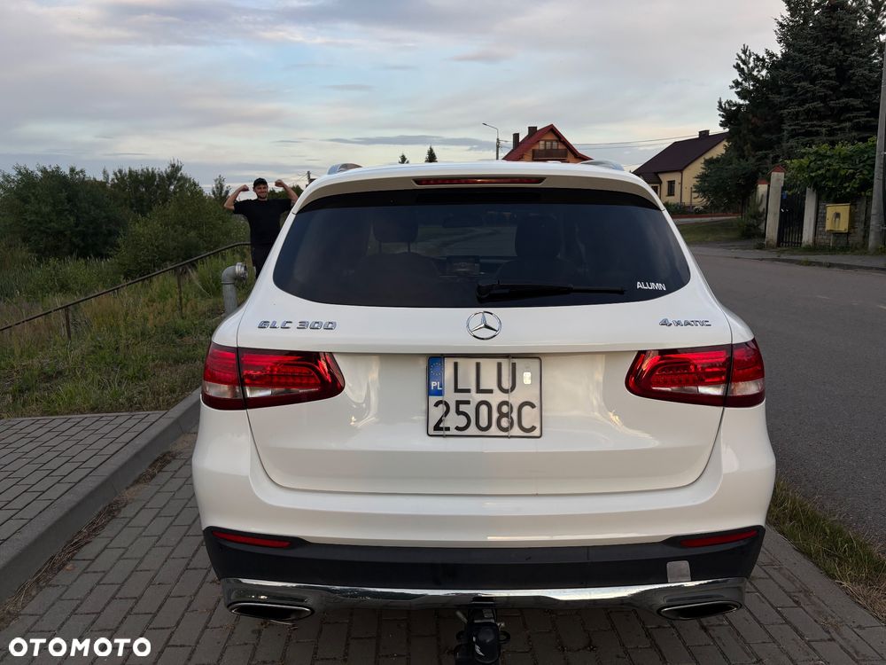 Mercedes-Benz GLC - 9