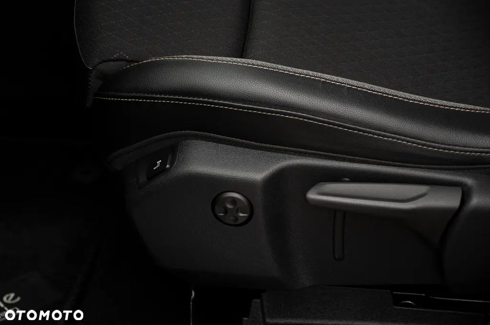 Opel Grandland X 1.5 D Start/Stop Business INNOVATION - 40