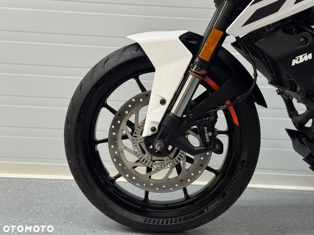 KTM Duke - 20