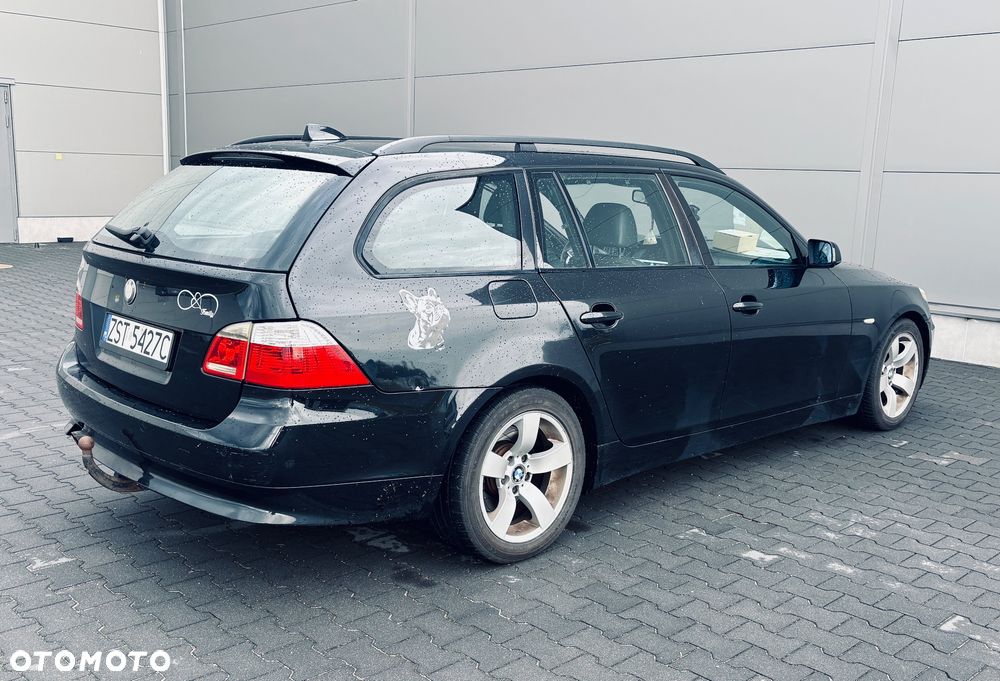 BMW Seria 5 525d - 4