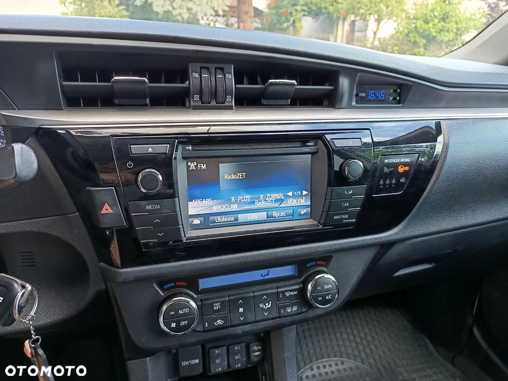Toyota Corolla 1.4 D-4D Premium - 18