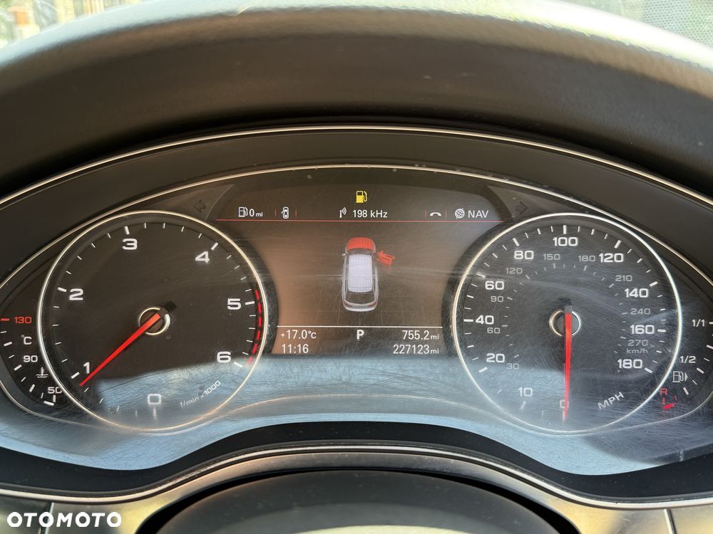 Audi A6 Avant - 8