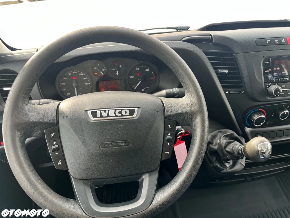 Iveco Iveco Daily 35-140 2018 Rok Doka 7 Osób Kiper - 12