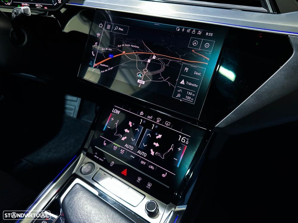 Audi e-tron 50 quattro S line - 36