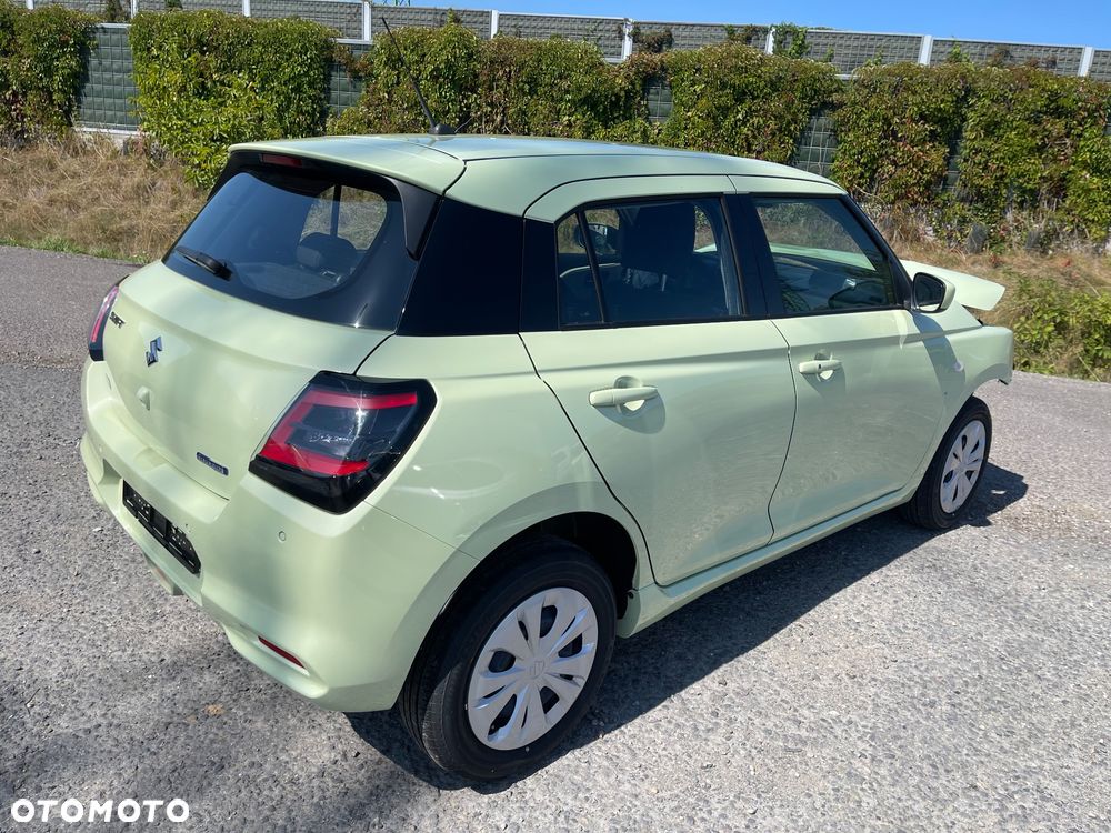 Suzuki Swift 1.2 Dualjet Hybrid Allgrip Comfort - 5
