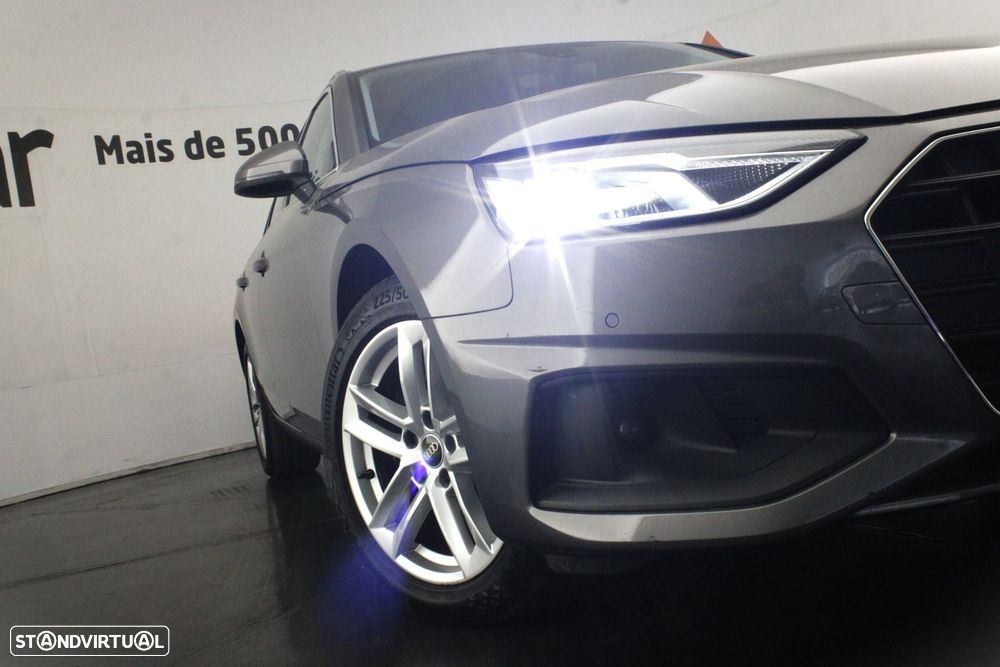 Audi A4 Avant 30 TDI S tronic — fotografia 37