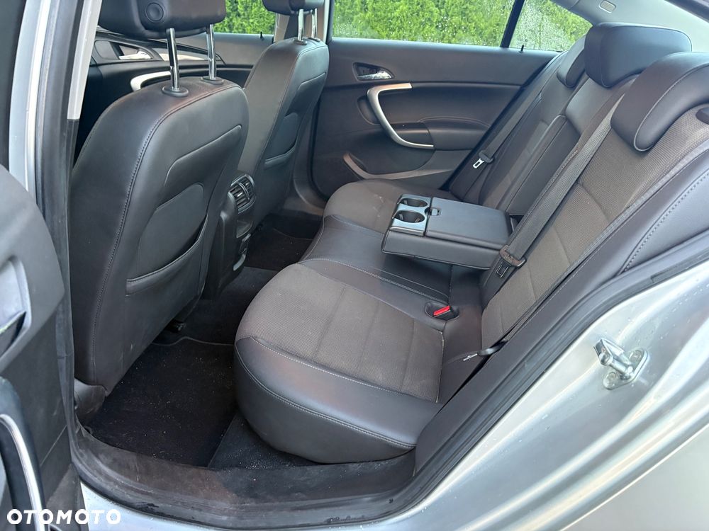 Opel Insignia - 10