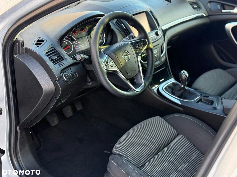 Opel Insignia 1.4 T Executive S&S - 17