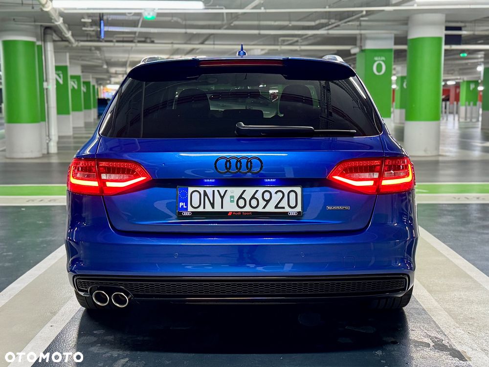 Audi A4 Avant 2.0 TDI DPF quattro S line Sportpaket - 8