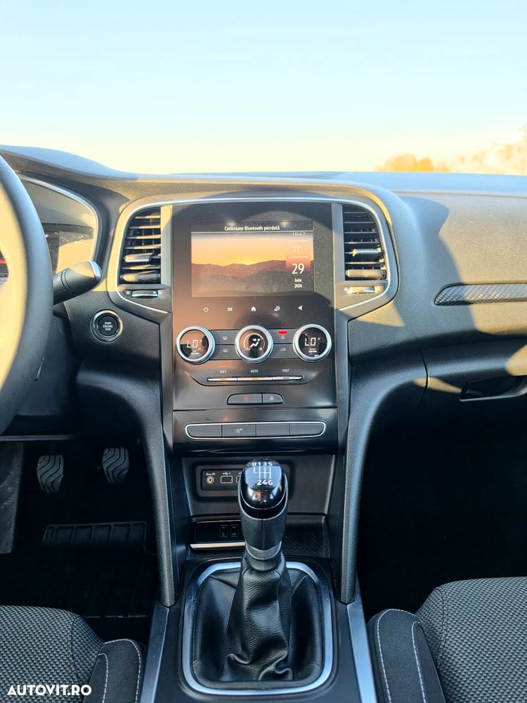 Renault Megane - 12
