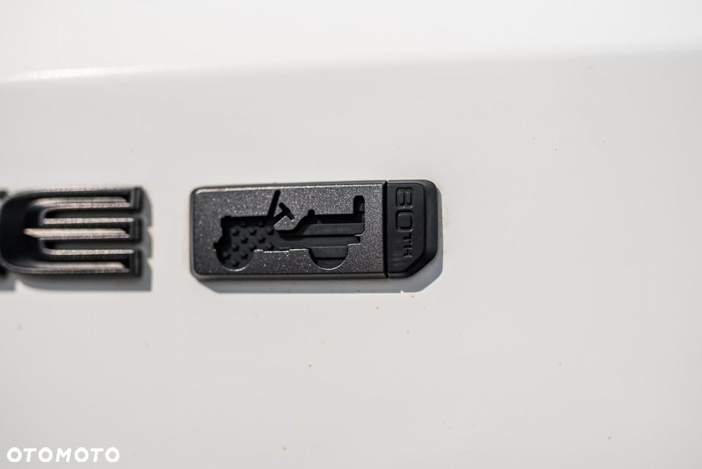 Jeep Grand Cherokee - 39