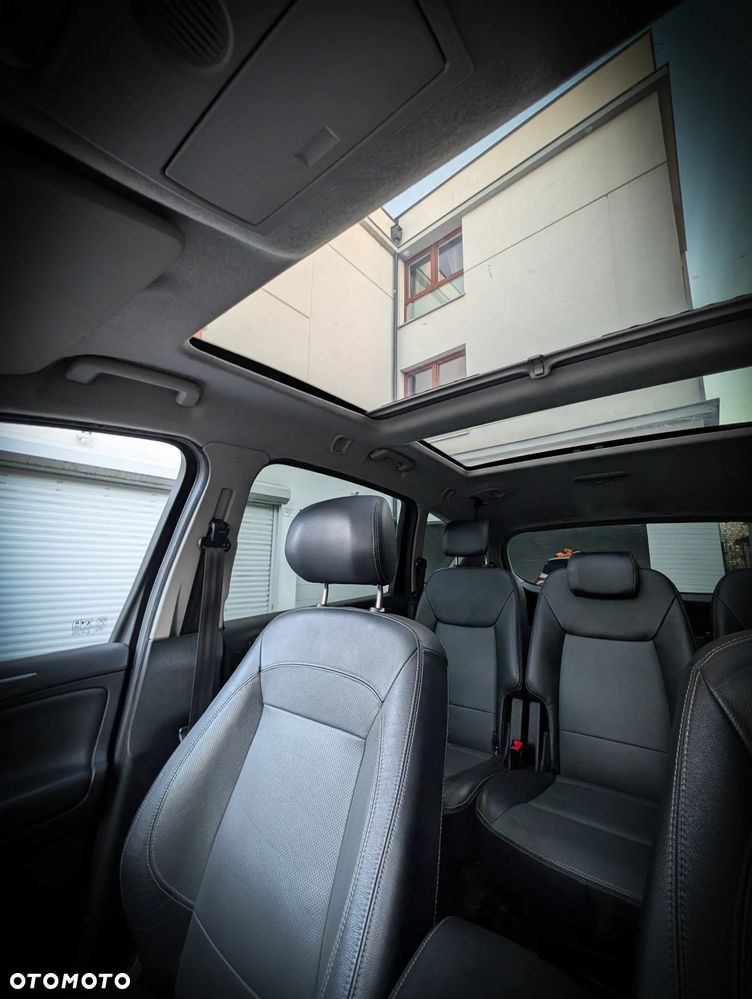 Ford S-Max 2.0 TDCi Titanium - 33