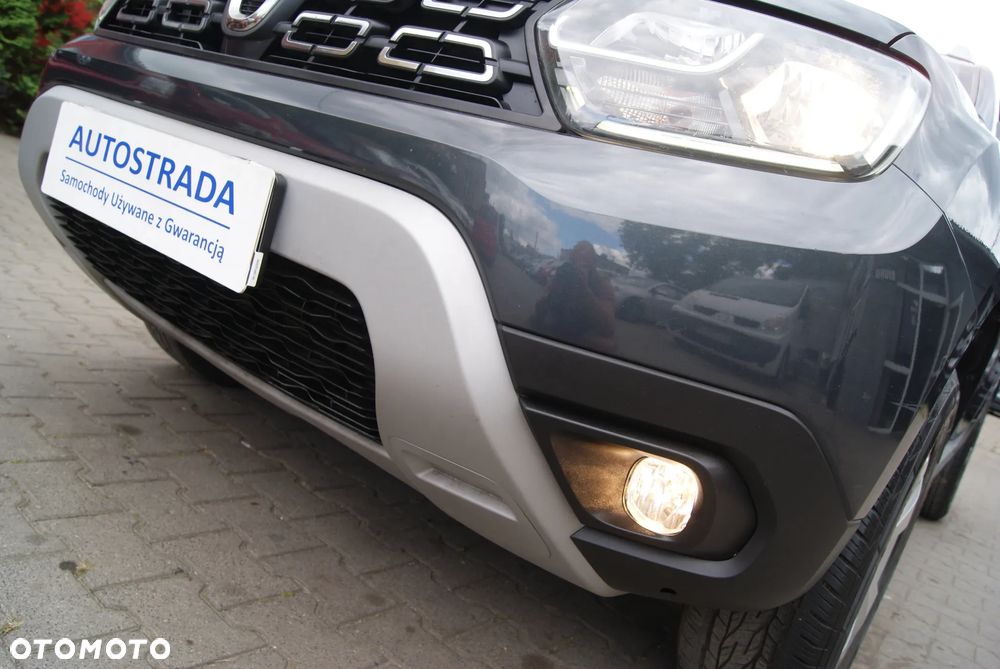 Dacia Duster 1.6 SCe Laureate S&S - 9