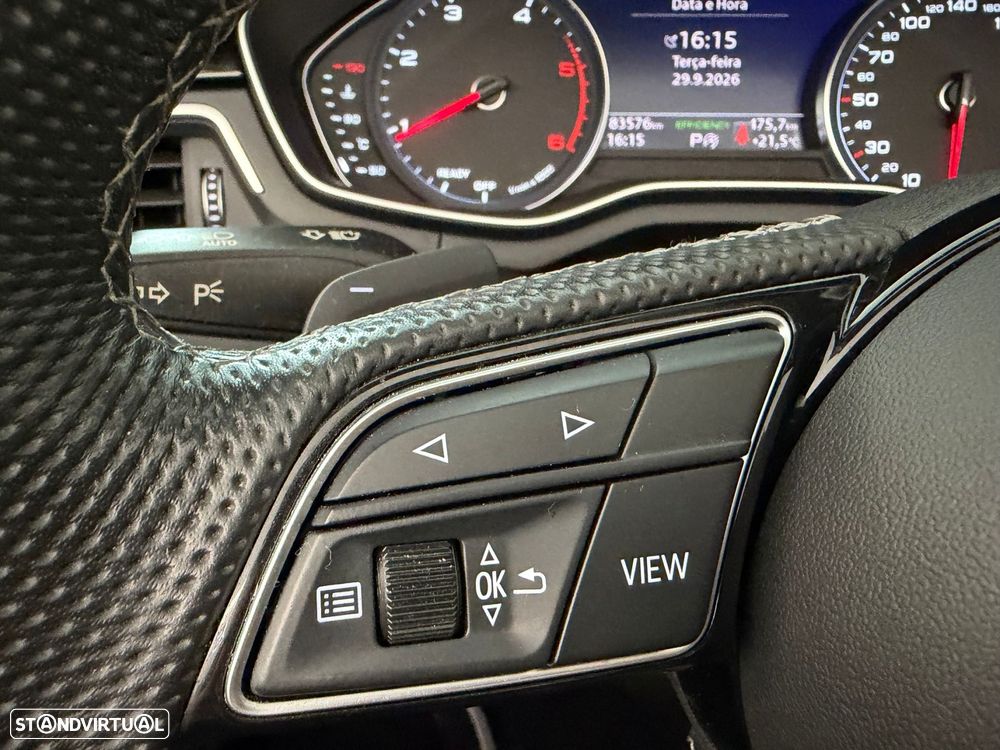 Audi A5 Cabrio 40 TDI S line S tronic - 38