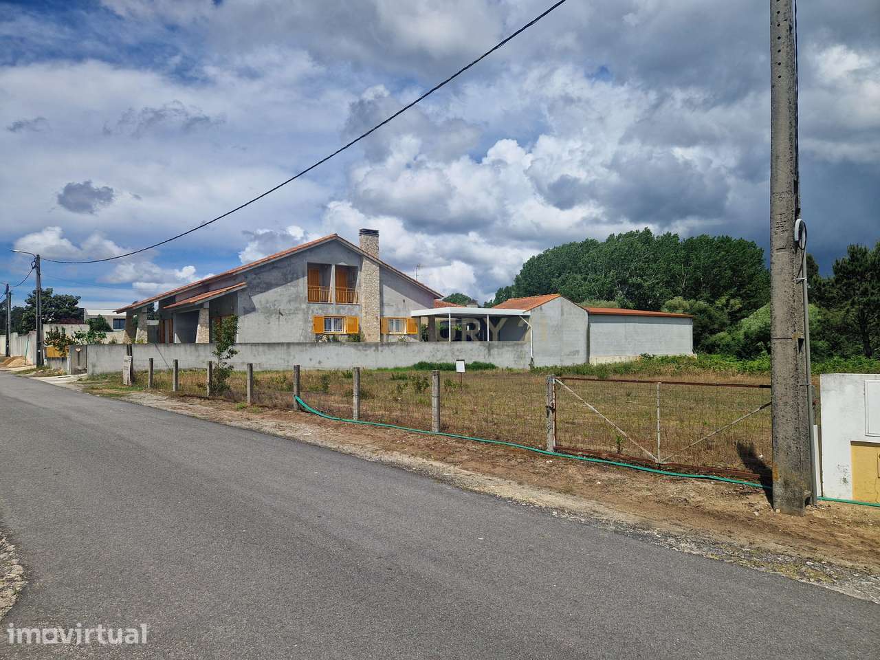 Terreno com Acesso à Estrada em Vagos, Aveiro - 1.850m² - Grande imagem: 2/6