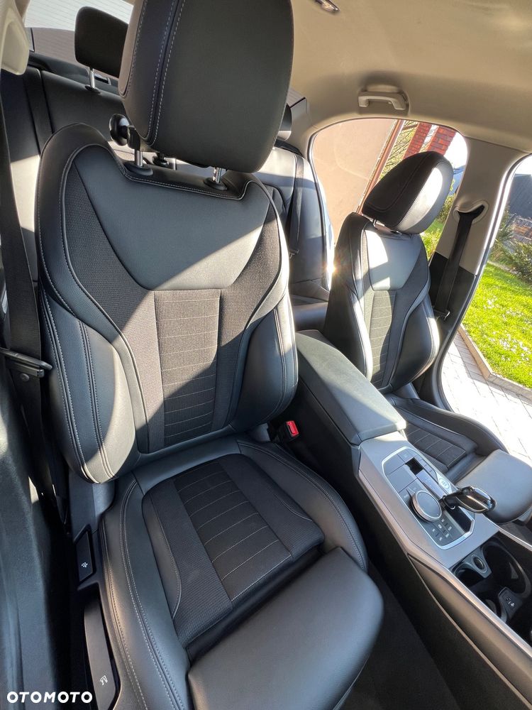 BMW Seria 3 318i - 14