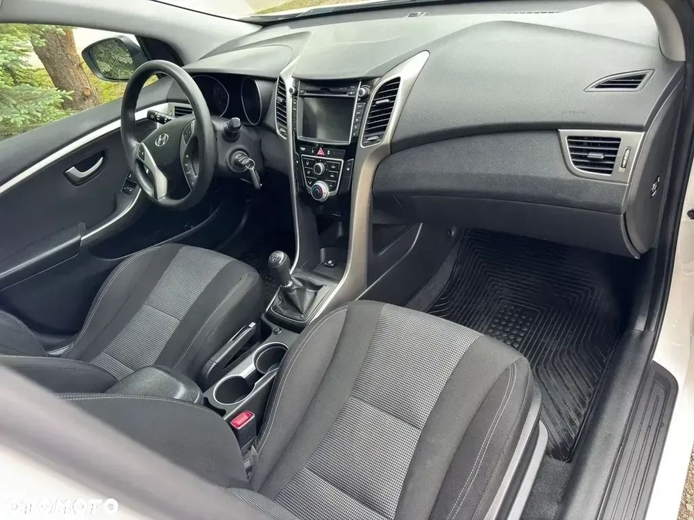 Hyundai i30 - 18