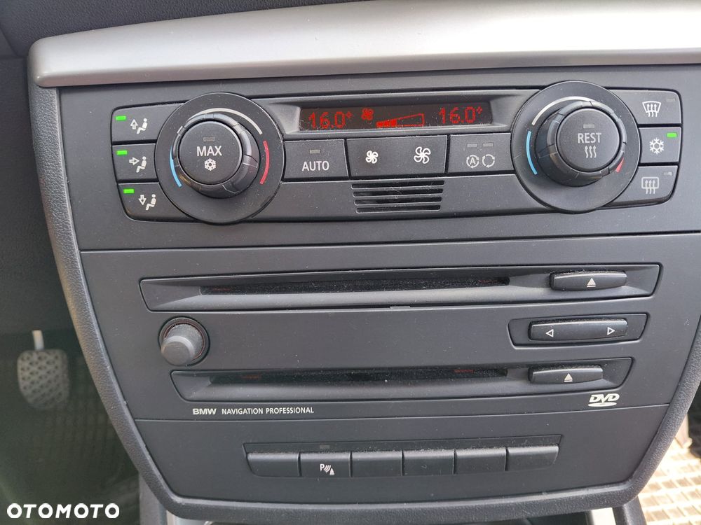 BMW Seria 1 - 16