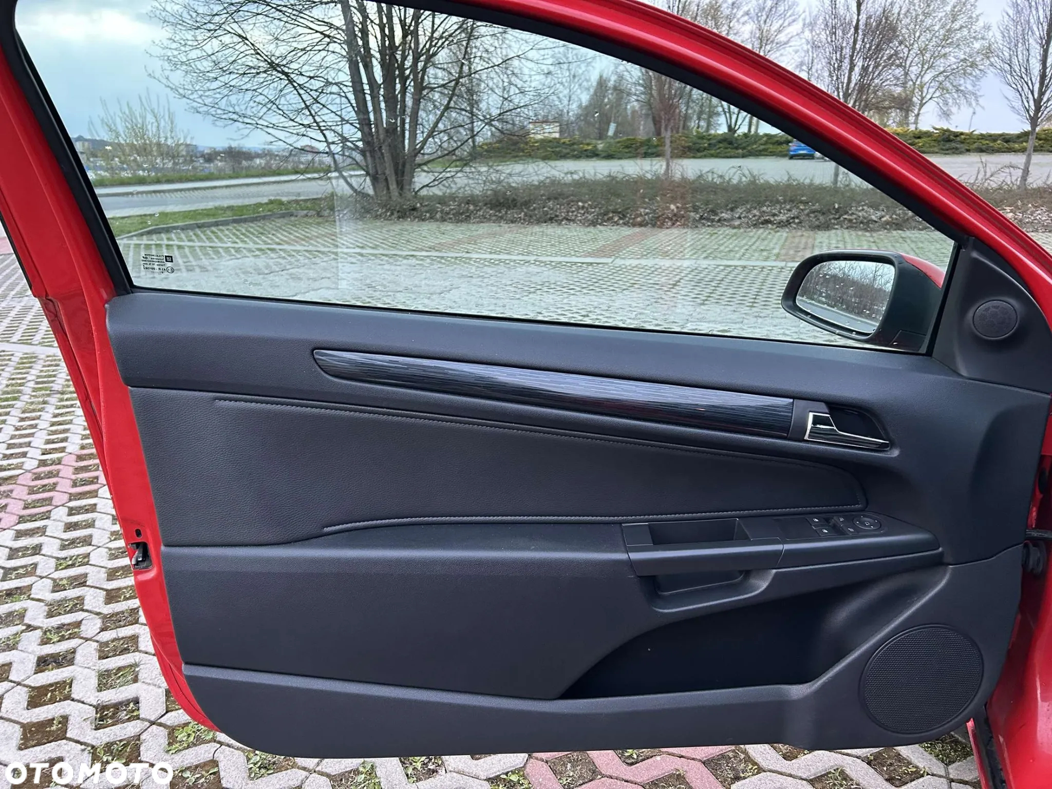 Opel Astra GTC 1.8 Cosmo - 23