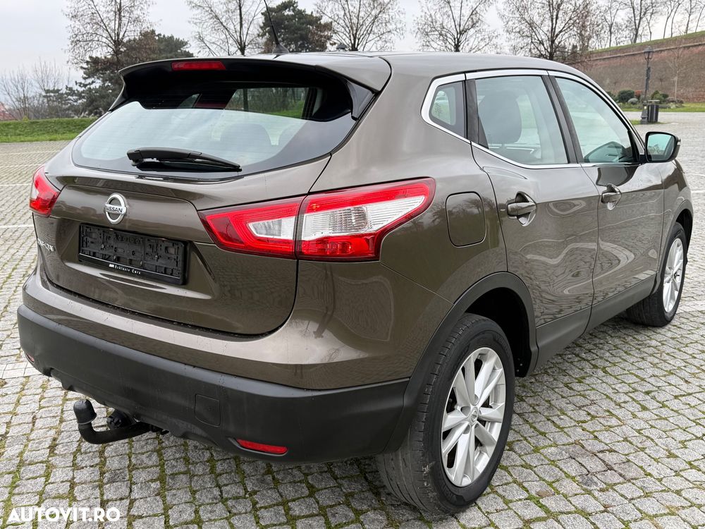 Nissan Qashqai 1.6 DCI ALL-MODE 4x4i ACENTA - 11