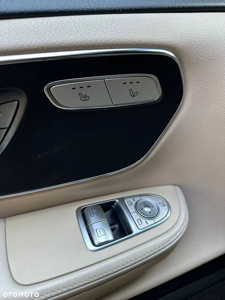 Mercedes-Benz Klasa V 250 (BlueTEC) d Avantgarde 7G-Tronic (d³ugi) - 26