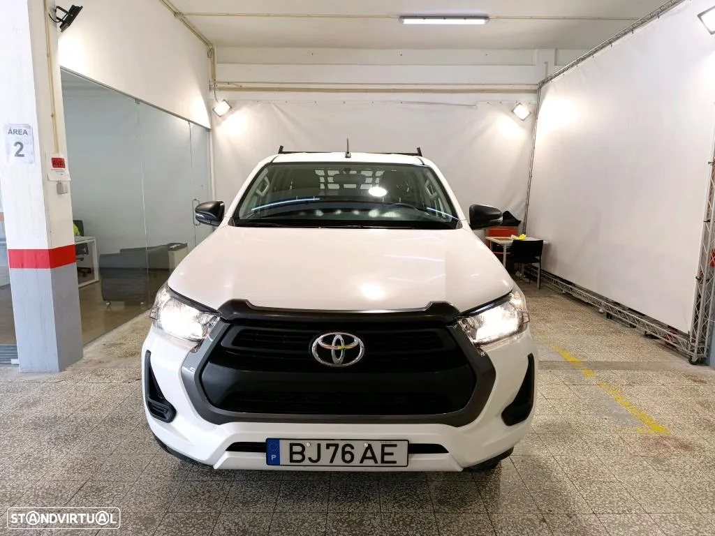 Toyota Hilux 2.4 D-4D 4WD CD CH - 5