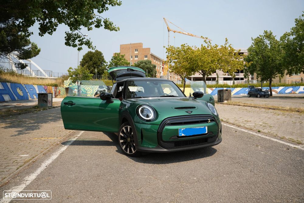 MINI 3 Portas Cooper SE Premium Extra Essential - 1